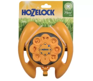Arroseur rotatif Hozelock de couleur grise et jaune, idéal pour l'arrosage de grandes surfaces jusqu'à 254m².
